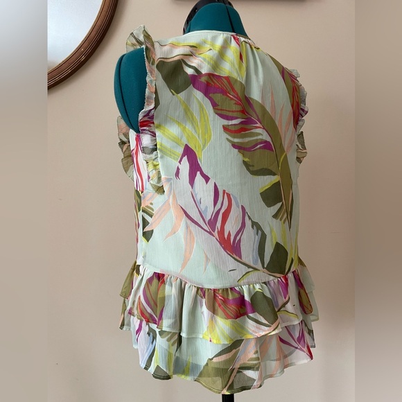 Kaari Blue size small lined ruffled sleeveless blouse with tie detail - Picture 2 of 4